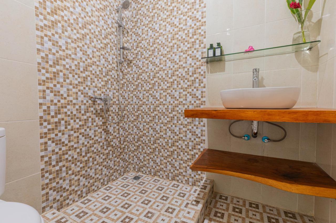 Candra Loka Studio & Apartment By The Loka Kerobokan Екстериор снимка