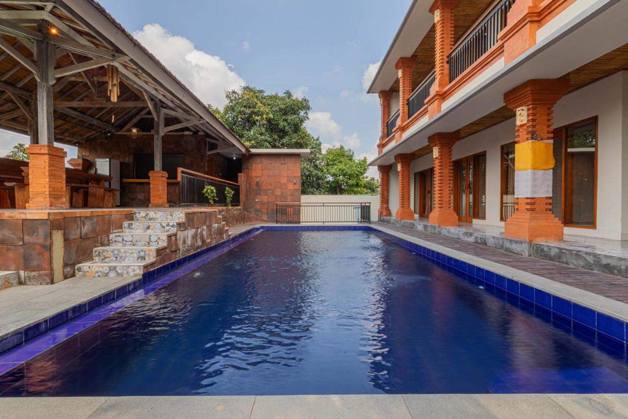 Candra Loka Studio & Apartment By The Loka Kerobokan Екстериор снимка