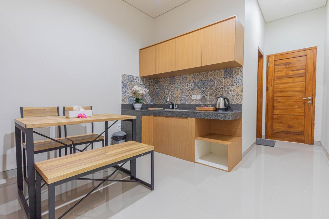 Candra Loka Studio & Apartment By The Loka Kerobokan Екстериор снимка