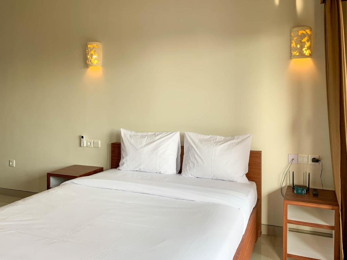 Candra Loka Studio & Apartment By The Loka Kerobokan Екстериор снимка