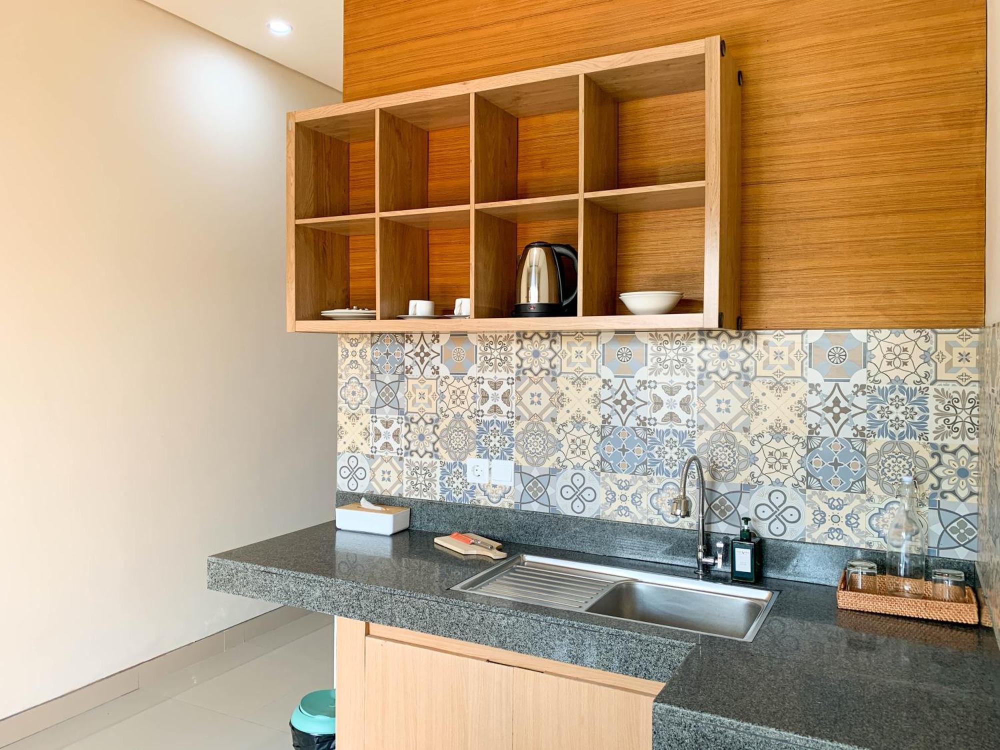 Candra Loka Studio & Apartment By The Loka Kerobokan Екстериор снимка